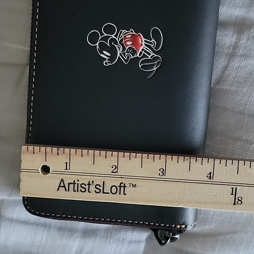 Coach Limited Edition Black Leather Wallet with Mickey Mouse Design *NEW - Picture 13 of 14